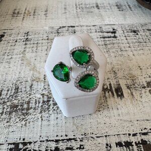GREEN GNESHA   RING